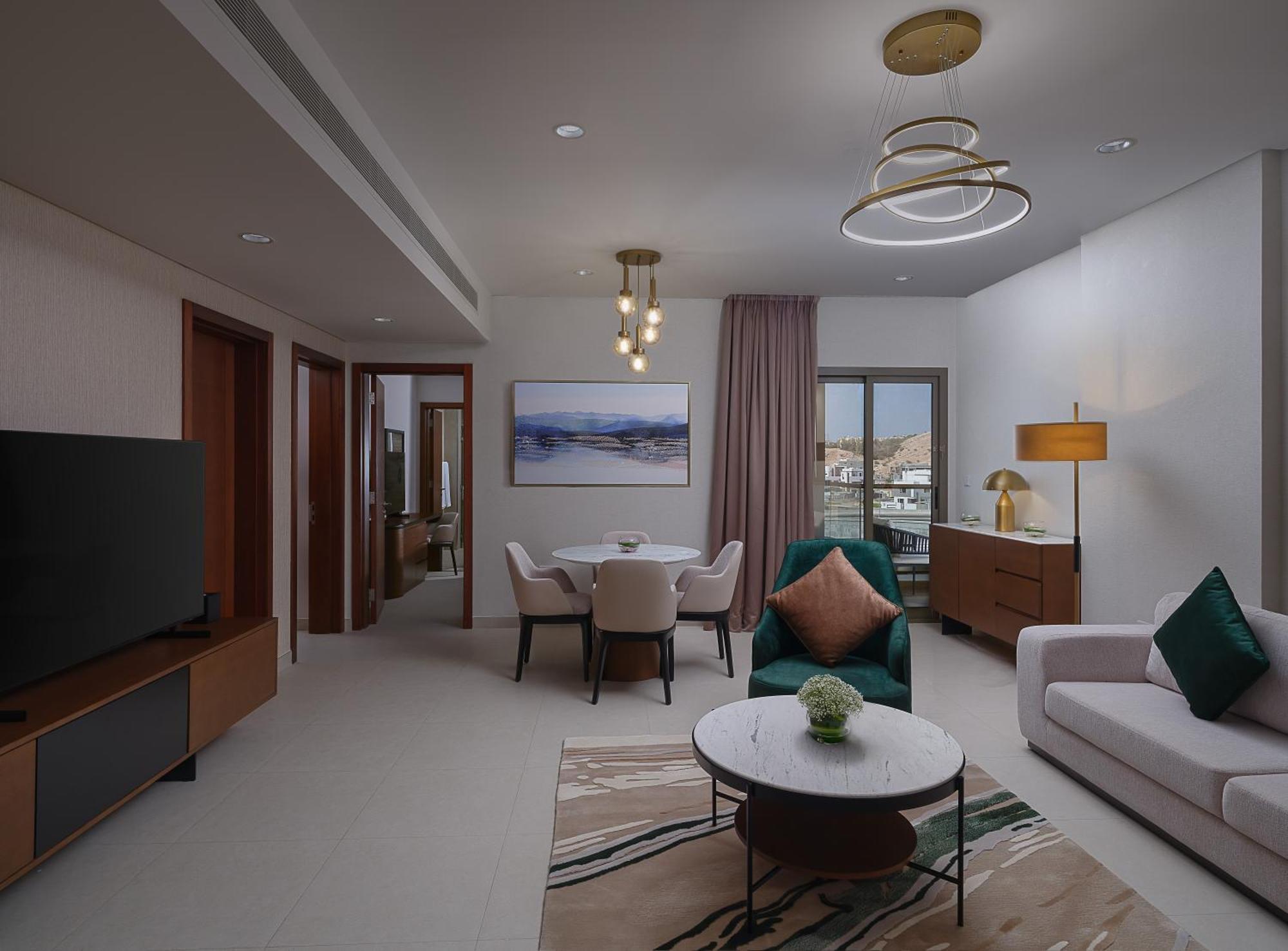 Doubletree By Hilton Muscat Qurum Exterior foto